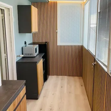 Apartmán Tiny House Next To Metro A *